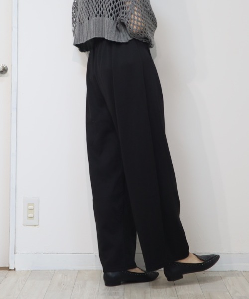 DISKEEN SURE(ディスキーンシュアー)の「今っぽいこなれ感!まあるいフォルムが愛しいコクーンシルエット!ジャージタッチコクーンパンツ(その他パンツ・レディース・ブラック/ベージュ/グレー・FREE)」の11枚目の写真
