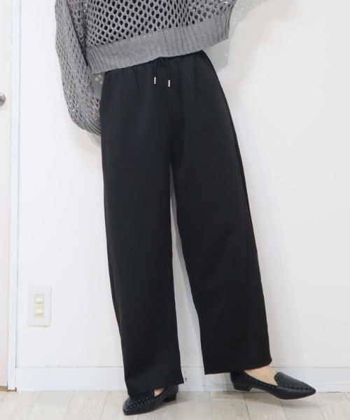 DISKEEN SURE(ディスキーンシュアー)の「今っぽいこなれ感!まあるいフォルムが愛しいコクーンシルエット!ジャージタッチコクーンパンツ(その他パンツ・レディース・ブラック/ベージュ/グレー・FREE)」の13枚目の写真