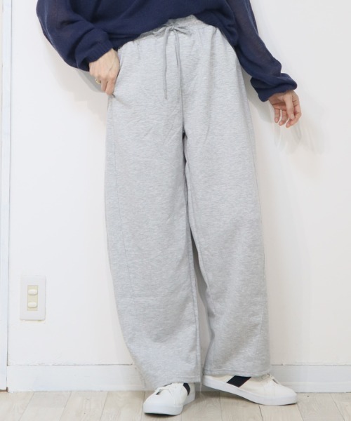 DISKEEN SURE(ディスキーンシュアー)の「今っぽいこなれ感!まあるいフォルムが愛しいコクーンシルエット!ジャージタッチコクーンパンツ(その他パンツ・レディース・ブラック/ベージュ/グレー・FREE)」の16枚目の写真