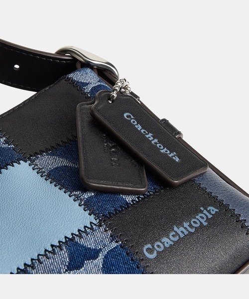 Coachtopia(コーチトピア)の「オルター/エゴ スモール スラウチー ショルダー バッグ(ショルダーバッグ・レディース・ブルー系その他・ONE)」の9枚目の写真