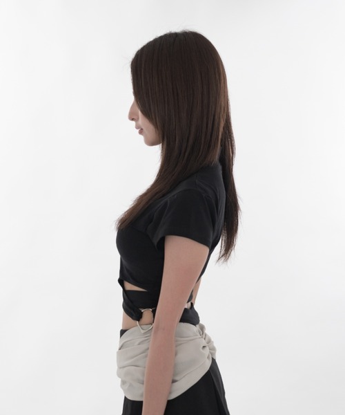 Melviianne(メルヴィアンヌ)の「Asymmetric Ring Tops(Tシャツ/カットソー・レディース・White/Black・MEDIUM/SMALL)」の5枚目の写真