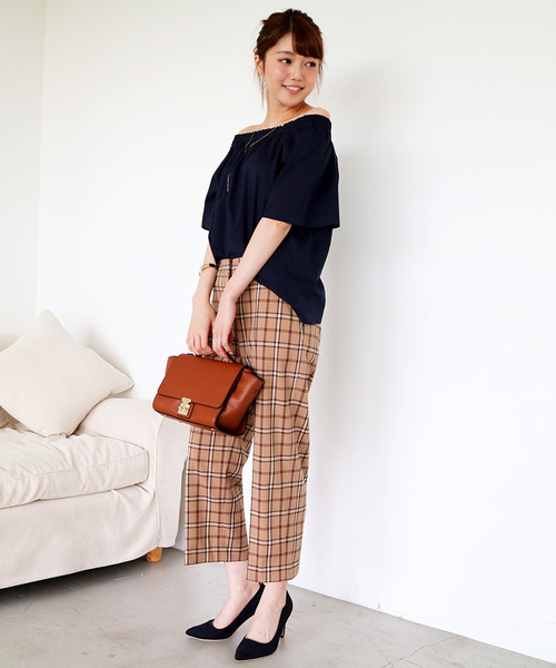 N.（N. Natural Beauty Basic）（エヌエヌナチュラルビューティーベーシック）の「先染めチェックストレッチパンツ（その他パンツ・レディース・ベージュ系その他/グレー系その他・MEDIUM/SMALL）」の7枚目の写真