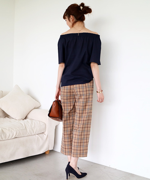 N.（N. Natural Beauty Basic）（エヌエヌナチュラルビューティーベーシック）の「先染めチェックストレッチパンツ（その他パンツ・レディース・ベージュ系その他/グレー系その他・MEDIUM/SMALL）」の10枚目の写真