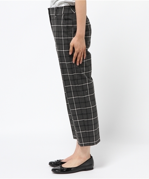 N.（N. Natural Beauty Basic）（エヌエヌナチュラルビューティーベーシック）の「先染めチェックストレッチパンツ（その他パンツ・レディース・ベージュ系その他/グレー系その他・MEDIUM/SMALL）」の13枚目の写真