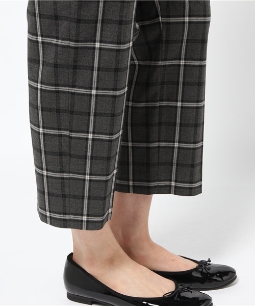 N.（N. Natural Beauty Basic）（エヌエヌナチュラルビューティーベーシック）の「先染めチェックストレッチパンツ（その他パンツ・レディース・ベージュ系その他/グレー系その他・MEDIUM/SMALL）」の18枚目の写真