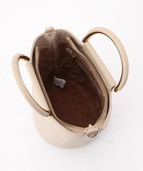 BEAUTY&YOUTH UNITED ARROWS（ビューティーアンドユースユナイテッドアローズ）の「BY メタルハンドル バケットバッグ -2WAY- ◆（ハンドバッグ・レディース・ブラック/ベージュ・FREE）」の9枚目の写真