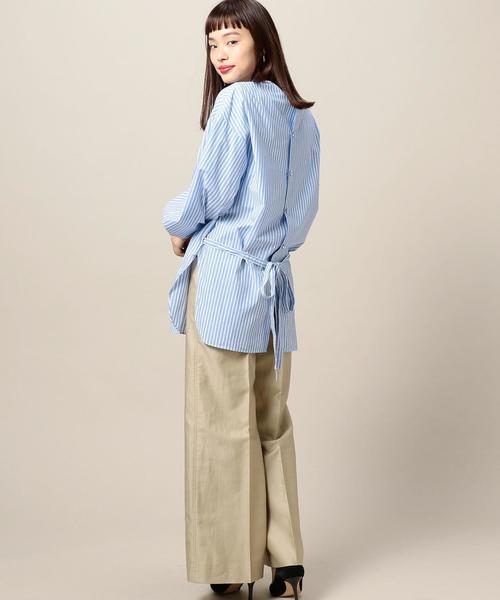 BEAUTY&YOUTH UNITED ARROWS(ビューティーアンドユースユナイテッドアローズ)の「BY コットン ストライプ ドロースト ビッグシルエットブラウス -2WAY- ◆(シャツ/ブラウス・レディース・オフホワイト/ライトブルー・FREE)」の5枚目の写真