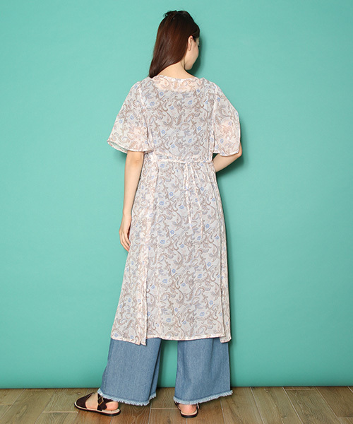 Honeys（ハニーズ）の「ガウンワンピース（シャツワンピース・レディース・ホワイト系その他/レッド系その他/ホワイト系その他2/ブラック系その他/イエロー系その他・M/L）」の14枚目の写真