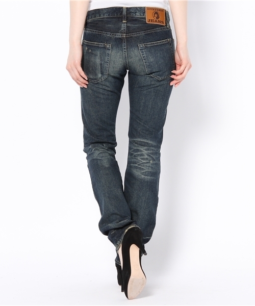 HYSTERIC GLAMOUR（ヒステリックグラマー）の「NOBU加工デニムスリムストレートパンツ（デニムパンツ・レディース・インディゴブルー・XX-SMALL/X-SMALL/SMALL/MEDIUM）」の3枚目の写真