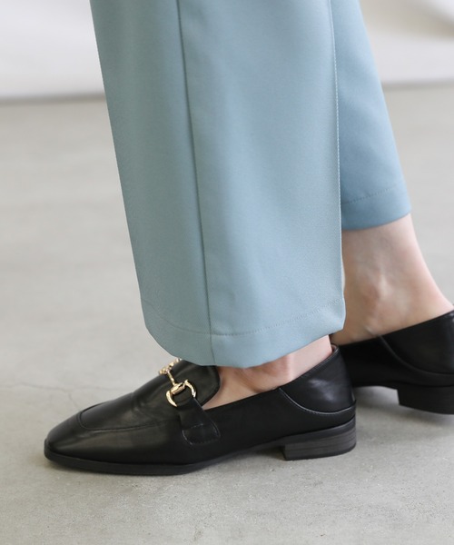 select MOCA（セレクトモカ）の「柔らかく履きやすいフェイクレザーゴールドビット付きローファー（ローファー・レディース・キャメル/ブラック/ブラウン・37inch/38inch/39inch）」の11枚目の写真