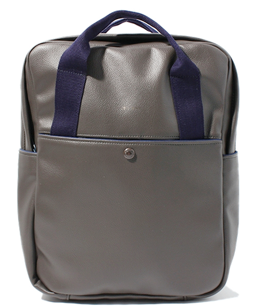 WHO'S WHO gallery（フーズフーギャラリー）の「【THE EMY】リュック（バックパック/リュック・メンズ・ブラック/ネイビー/グレー/ブラウン・FREE）」の3枚目の写真