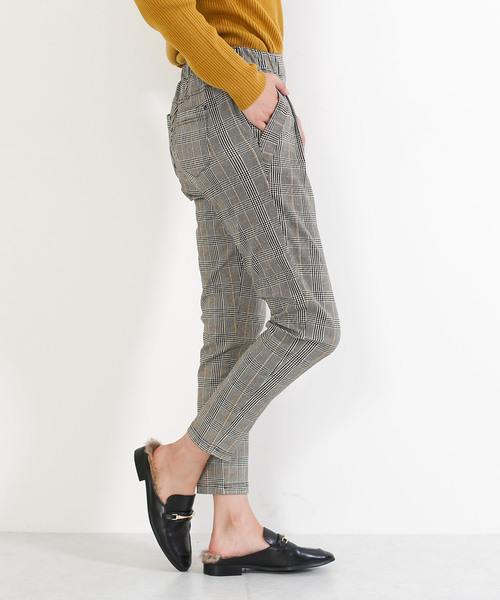 Social GIRL（ソーシャルガール）の「2タック ストレッチ テーパードパンツ イージーパンツ（その他パンツ・レディース・カーキ/ネイビー/ベージュ/ブラック/マスタード/テラコッタ/ボルドー/レッド系その他/ベージュ系その他/ウィート/ダークカーキ/ブルー系その他/ホワイト/グレイッシュベージュ・LL/3L/L/XS/M/S/4L）」の5枚目の写真