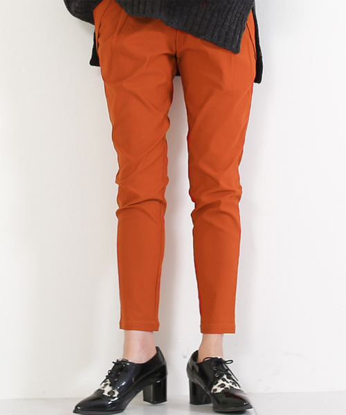 Social GIRL（ソーシャルガール）の「2タック ストレッチ テーパードパンツ イージーパンツ（その他パンツ・レディース・カーキ/ネイビー/ベージュ/ブラック/マスタード/テラコッタ/ボルドー/レッド系その他/ベージュ系その他/ウィート/ダークカーキ/ブルー系その他/ホワイト/グレイッシュベージュ・LL/3L/L/XS/M/S/4L）」の3枚目の写真