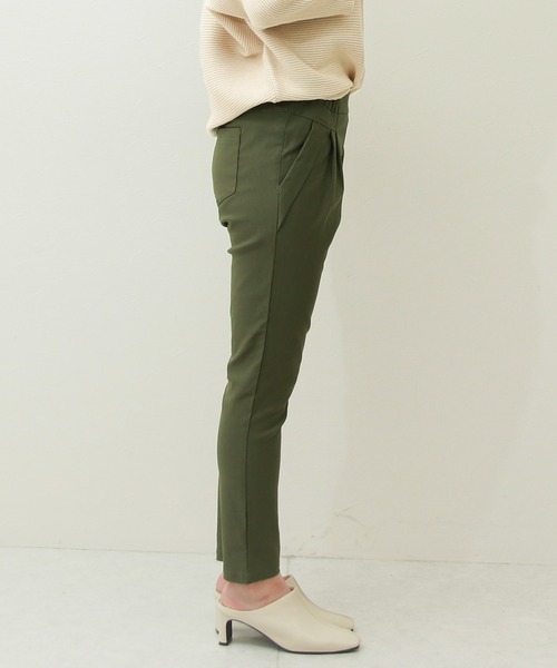 Social GIRL（ソーシャルガール）の「2タック ストレッチ テーパードパンツ イージーパンツ（その他パンツ・レディース・カーキ/ネイビー/ベージュ/ブラック/マスタード/テラコッタ/ボルドー/レッド系その他/ベージュ系その他/ウィート/ダークカーキ/ブルー系その他/ホワイト/グレイッシュベージュ・LL/3L/L/XS/M/S/4L）」の22枚目の写真