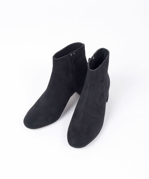 Khaju(カージュ)の「DANIERA VEGA:フェイクスエードサイドジップブーティ◇(ブーティ・レディース・ブラック/オレンジ・50/40/30)」の5枚目の写真