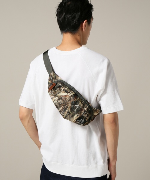 GREGORY（グレゴリー）の「GREGORY / グレゴリー TAIL RUNNER（ボディバッグ/ウエストポーチ・メンズ・ブラック/カーキ/キャメル・FREE）」の4枚目の写真