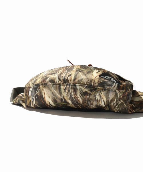 GREGORY（グレゴリー）の「GREGORY / グレゴリー TAIL RUNNER（ボディバッグ/ウエストポーチ・メンズ・ブラック/カーキ/キャメル・FREE）」の8枚目の写真