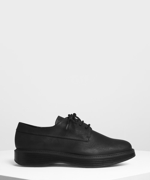 CHARLES & KEITH(チャールズ & キース)の「クラシックダービーシューズ / Classic Derby Shoes(ドレスシューズ・レディース・ブラック/ブラック系その他2・23cm/23.5cm/24.5cm/25cm/25.5cm)」の2枚目の写真