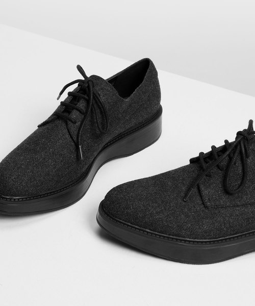 CHARLES & KEITH(チャールズ & キース)の「クラシックダービーシューズ / Classic Derby Shoes(ドレスシューズ・レディース・ブラック/ブラック系その他2・23cm/23.5cm/24.5cm/25cm/25.5cm)」の7枚目の写真