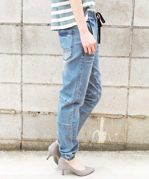 BEATJIVE（ビートジャイブ）の「デニムパンツ ジョガーパンツ ヴィンテージ加工 ストレッチ キレイめ ゆったり レディース（デニムパンツ・レディース・ネイビー/サックスブルー/インディゴブルー/ブラック系その他2/ブラック系その他・1/2）」の11枚目の写真