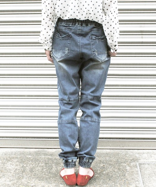 BEATJIVE（ビートジャイブ）の「デニムパンツ ジョガーパンツ ヴィンテージ加工 ストレッチ キレイめ ゆったり レディース（デニムパンツ・レディース・ネイビー/サックスブルー/インディゴブルー/ブラック系その他2/ブラック系その他・1/2）」の9枚目の写真