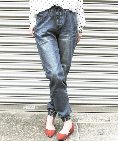 BEATJIVE（ビートジャイブ）の「デニムパンツ ジョガーパンツ ヴィンテージ加工 ストレッチ キレイめ ゆったり レディース（デニムパンツ・レディース・ネイビー/サックスブルー/インディゴブルー/ブラック系その他2/ブラック系その他・1/2）」の7枚目の写真