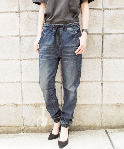 BEATJIVE（ビートジャイブ）の「デニムパンツ ジョガーパンツ ヴィンテージ加工 ストレッチ キレイめ ゆったり レディース（デニムパンツ・レディース・ネイビー/サックスブルー/インディゴブルー/ブラック系その他2/ブラック系その他・1/2）」の13枚目の写真