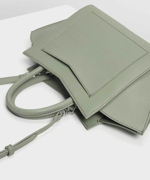 CHARLES & KEITH(チャールズ & キース)の「ジオメトリック ストラクチャーシティバッグ / Geometric Structured City Bag(トートバッグ・レディース・ブラック/パープル/セージグリーン・L)」の6枚目の写真