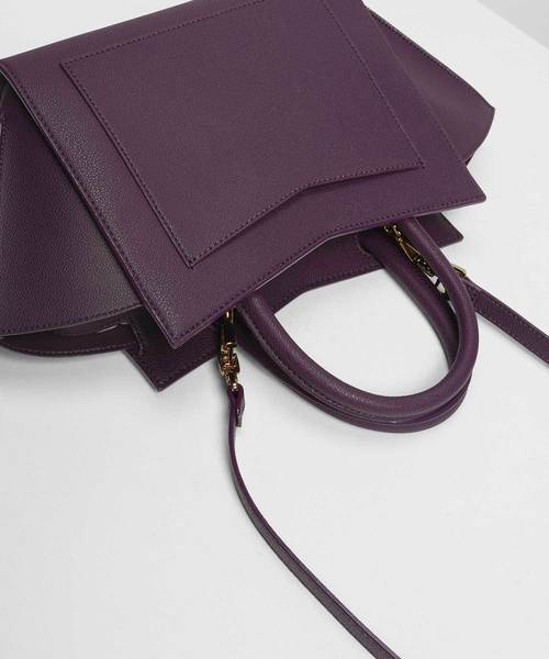 CHARLES & KEITH(チャールズ & キース)の「ジオメトリック ストラクチャーシティバッグ / Geometric Structured City Bag(トートバッグ・レディース・ブラック/パープル/セージグリーン・L)」の17枚目の写真