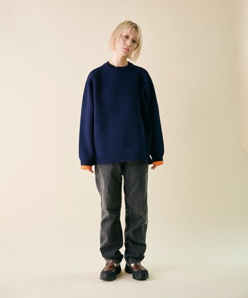 rehacer（レアセル）の「rehacer : Flix Ridge Crew Knit（ニット/セーター・レディース・ブラック/ネイビー/マスタード・SMALL）」の10枚目の写真