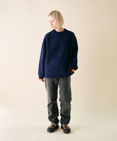 rehacer（レアセル）の「rehacer : Flix Ridge Crew Knit（ニット/セーター・レディース・ブラック/ネイビー/マスタード・SMALL）」の11枚目の写真