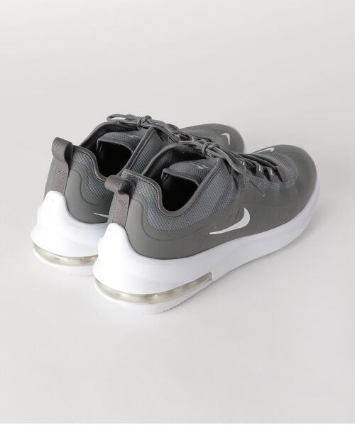 NIKE（ナイキ）の「＜NIKE（ナイキ）＞ AIRMAX AXIS/エアマックス（スニーカー・メンズ・ホワイト/グレー・26cm/26.5cm/27cm/27.5cm/28cm/29cm/28.5cm）」の6枚目の写真