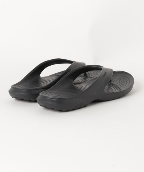 crocs（クロックス）の「crocs クロックス Classic Flip 202635-001　Black（サンダル・メンズ・ブラック・26.0cm/27.0cm/28.0cm/25.0cm/24.0cm/22.0cm/29.0cm/23.0cm）」の2枚目の写真