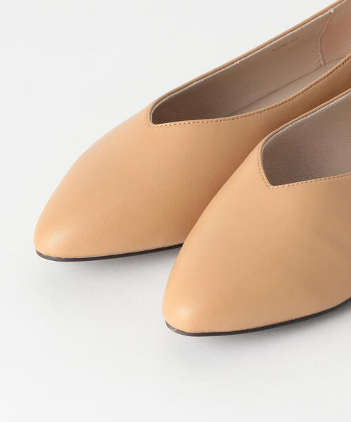 green label relaxing（グリーンレーベルリラクシング）の「◆CFC ラウンドVカット フラットシューズ(1cmヒール)（その他シューズ・レディース・ゴールド/ベージュ/ブラック・24.5cm/22cm/25cm/22.5cm/23cm/23.5cm/24cm）」の6枚目の写真