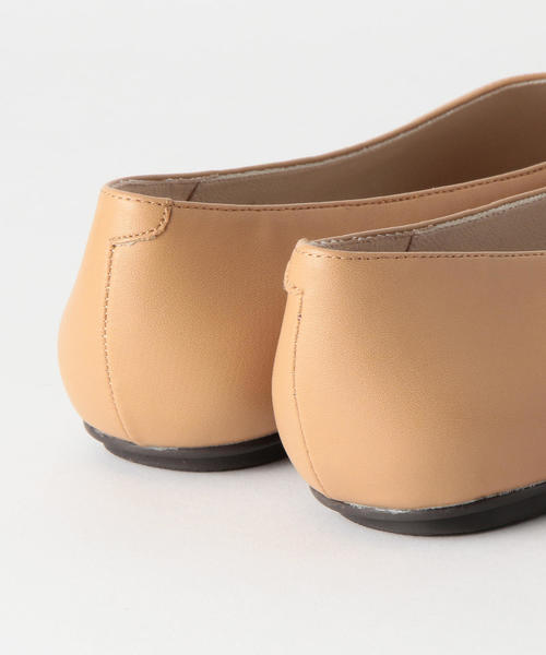 green label relaxing（グリーンレーベルリラクシング）の「◆CFC ラウンドVカット フラットシューズ(1cmヒール)（その他シューズ・レディース・ゴールド/ベージュ/ブラック・24.5cm/22cm/25cm/22.5cm/23cm/23.5cm/24cm）」の11枚目の写真