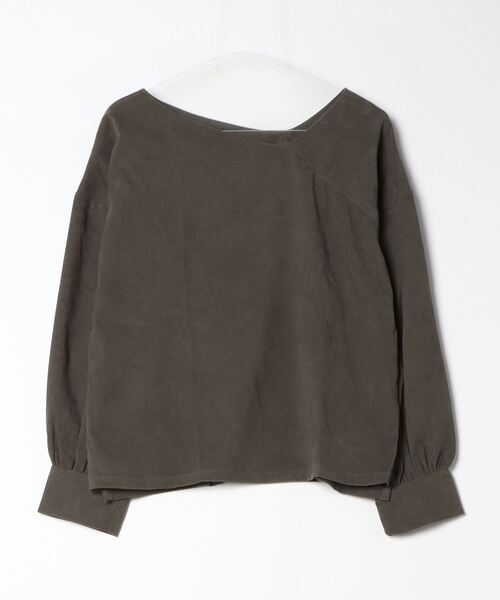 STYLEBLOCK（スタイルブロック）の「フェイクスエードアシンメトリーネックブラウス（シャツ/ブラウス・レディース・チャコールグレー/ベージュ/ブラウン/カーキ・M）」の4枚目の写真