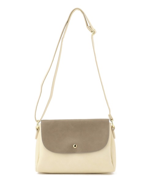 Legato Largo（レガートラルゴ）の「【Legato Largo(レガート ラルゴ)】レザー調3つ口多収納ショルダーバッグ（ショルダーバッグ・レディース・ブラック/ネイビー/グレー/モカ/ホワイト系その他/ベージュ系その他・フリー）」の2枚目の写真