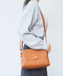 Legato Largo | 【Legato Largo(レガート ラルゴ)】レザー調3つ口多収納ショルダーバッグ(ショルダーバッグ)