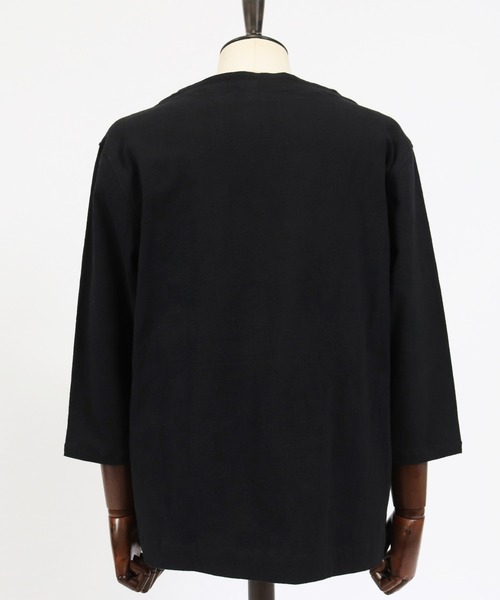 CAMBIO（カンビオ）の「mlt2839-Cotton Linen Basic Fit Key Neck 3-4 Sleeve Tee カットソー（Tシャツ/カットソー・メンズ・ブラック/キナリ・M/L）」の13枚目の写真