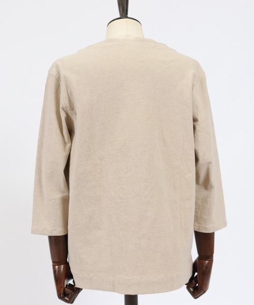 CAMBIO（カンビオ）の「mlt2839-Cotton Linen Basic Fit Key Neck 3-4 Sleeve Tee カットソー（Tシャツ/カットソー・メンズ・ブラック/キナリ・M/L）」の15枚目の写真