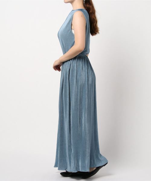 coca（coca）（コカ）の「光沢プリーツワンピース（ワンピース・レディース・ライトブルー・ONE SIZE）」の12枚目の写真