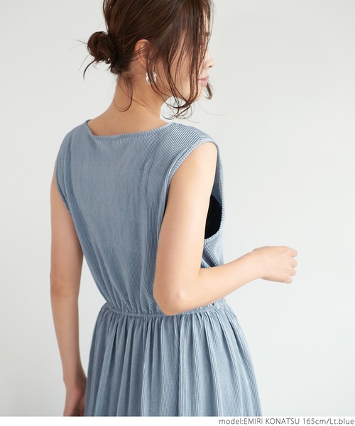 coca（coca）（コカ）の「光沢プリーツワンピース（ワンピース・レディース・ライトブルー・ONE SIZE）」の9枚目の写真
