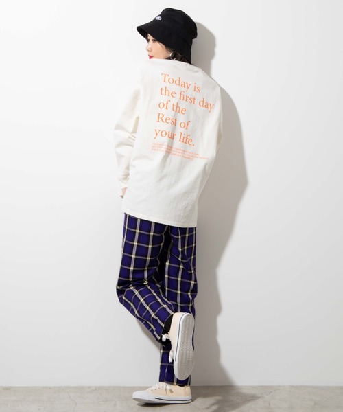 WEGO(ウィゴー)の「WEGO/バックプリントビッグシルエットロングTシャツ(Tシャツ/カットソー・レディース・その他1/その他2・FREE)」の5枚目の写真