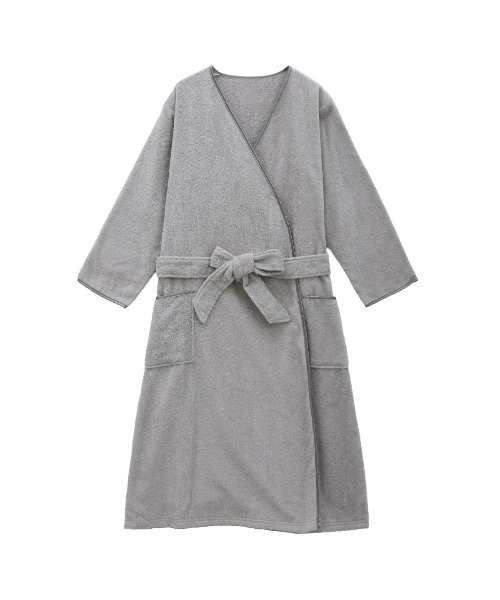 blooming FLORA（ブルーミングフローラ）の「【お風呂上りをもっと快適に】Cotton100％ スフレfineタオル バスローブ（ルームウェア/パジャマ・レディース・ラベンダー/ピンク/ホワイト×ネイビー/ホワイト×ピンク/ブルー/モカ/ベージュ/スモークピンク/グレー・LARGE/MEDIUM）」の4枚目の写真