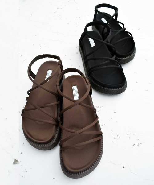 EVOL（イーボル）の「低反発クッション入りプラットフォームサンダル（サンダル・レディース・ブラック/ブラウン/カーキ/ベージュ/グレー・S/M/L）」の6枚目の写真