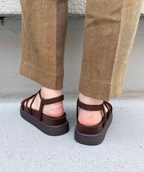 EVOL（イーボル）の「低反発クッション入りプラットフォームサンダル（サンダル・レディース・ブラック/ブラウン/カーキ/ベージュ/グレー・S/M/L）」の21枚目の写真