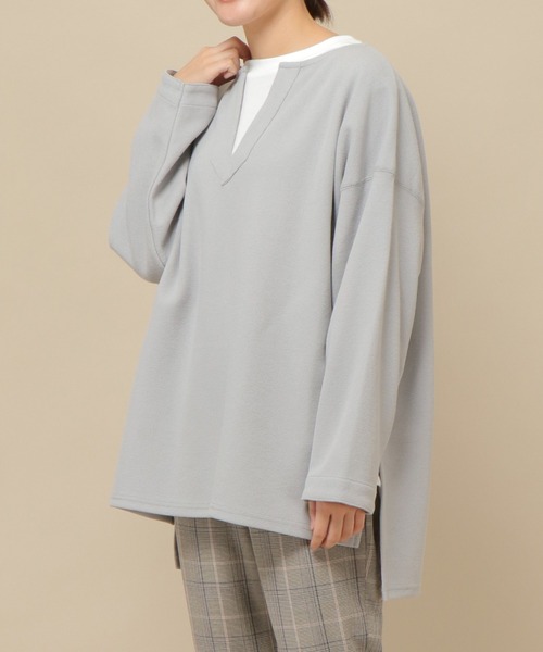 ikka(イッカ)の「カットボンディングキーネックプルオーバー(Tシャツ/カットソー・レディース・チャコールグレー/グレー/オフホワイト・M)」の3枚目の写真