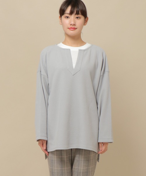 ikka(イッカ)の「カットボンディングキーネックプルオーバー(Tシャツ/カットソー・レディース・チャコールグレー/グレー/オフホワイト・M)」の4枚目の写真