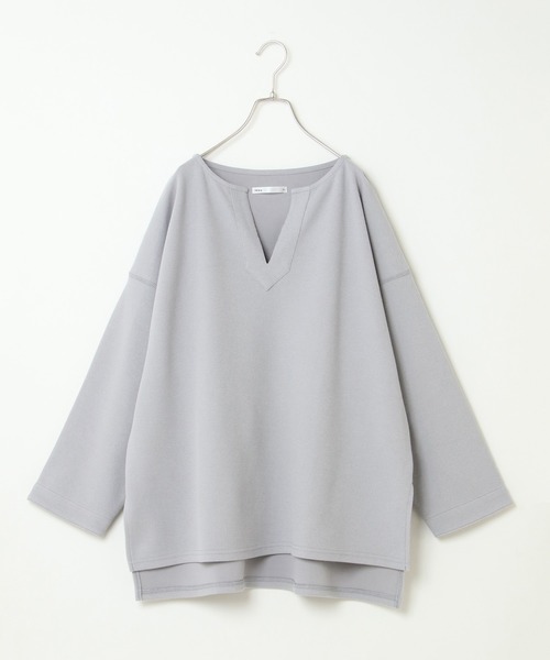 ikka(イッカ)の「カットボンディングキーネックプルオーバー(Tシャツ/カットソー・レディース・チャコールグレー/グレー/オフホワイト・M)」の16枚目の写真