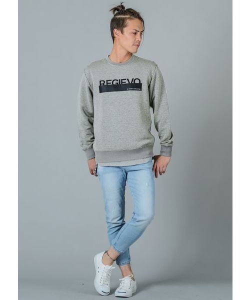 REGIEVO(レジエボ)の「REGIEVOロゴトレーナー(スウェット・メンズ・ブラック/ライトグレー/オフホワイト・M/L/XL/S)」の10枚目の写真